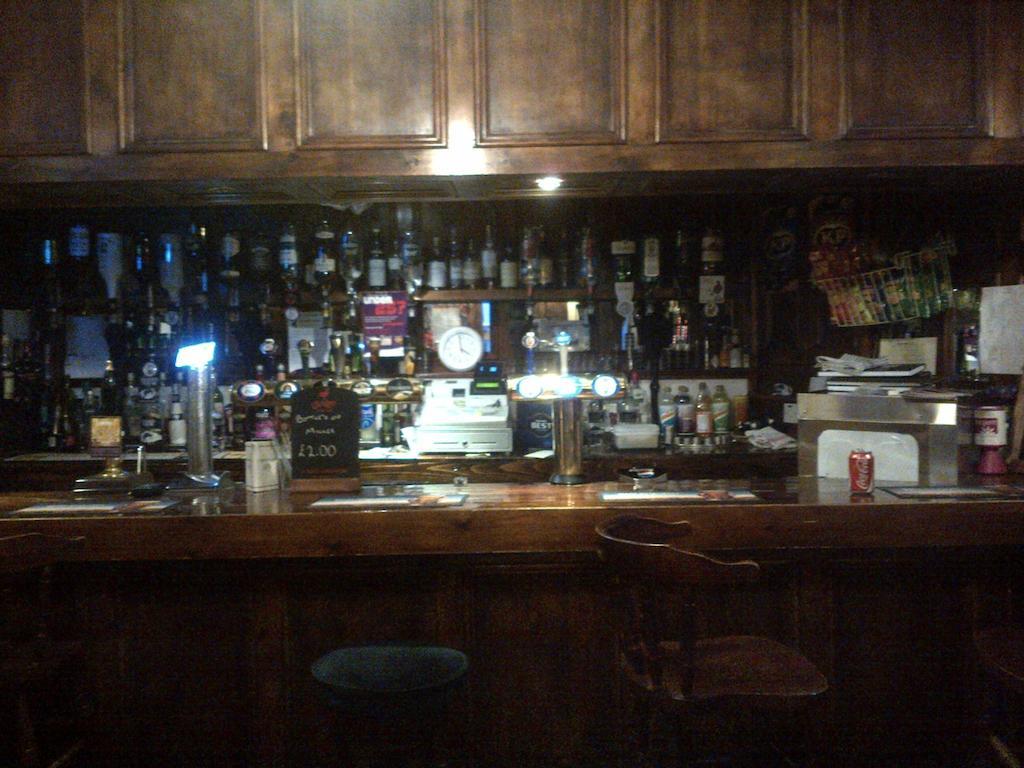 Crown Hotel Langholm 외부 사진