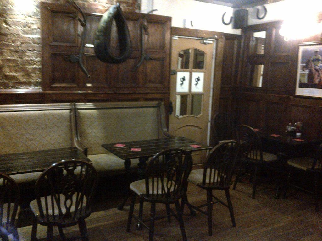 Crown Hotel Langholm 외부 사진
