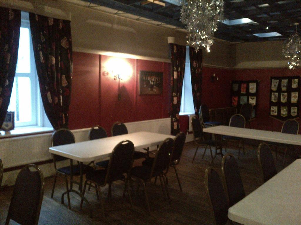 Crown Hotel Langholm 외부 사진