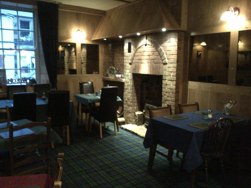 Crown Hotel Langholm 외부 사진